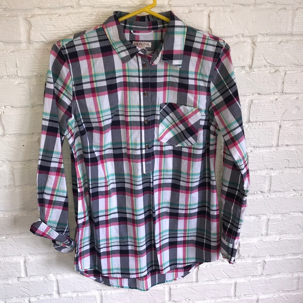 Women’s Target Plaid Button Down Shirt